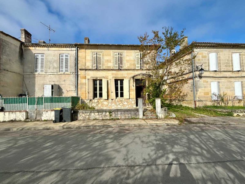 Maison à Saint-Christoly-Médoc (33340)
