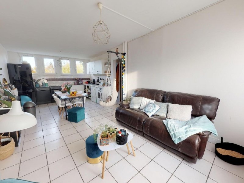 Appartement à Saint-Pierre-Lès-Nemours (77140)