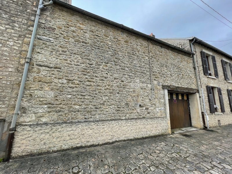 Maison à La Chapelle-La-Reine (77760)