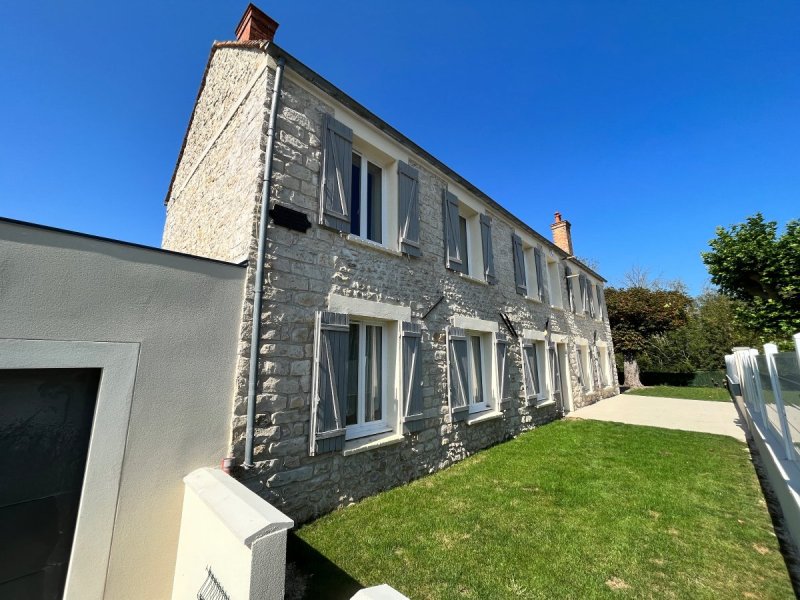 Maison à Grez-Sur-Loing (77880)