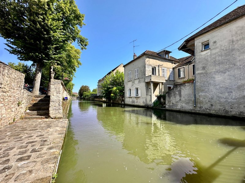 Appartement à Nemours (77140)