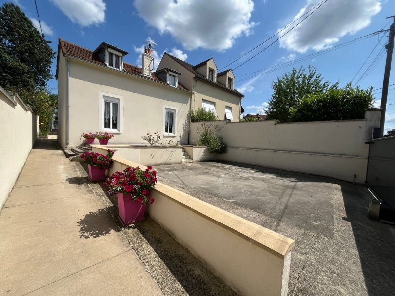 Maison à Nemours (77140)