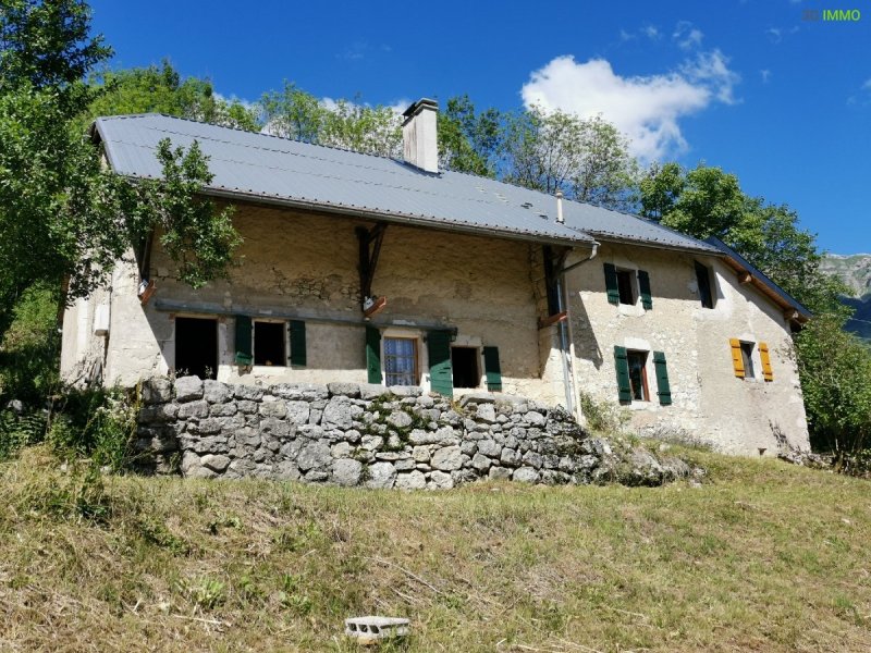 Maison à Chézery-Forens (01410)