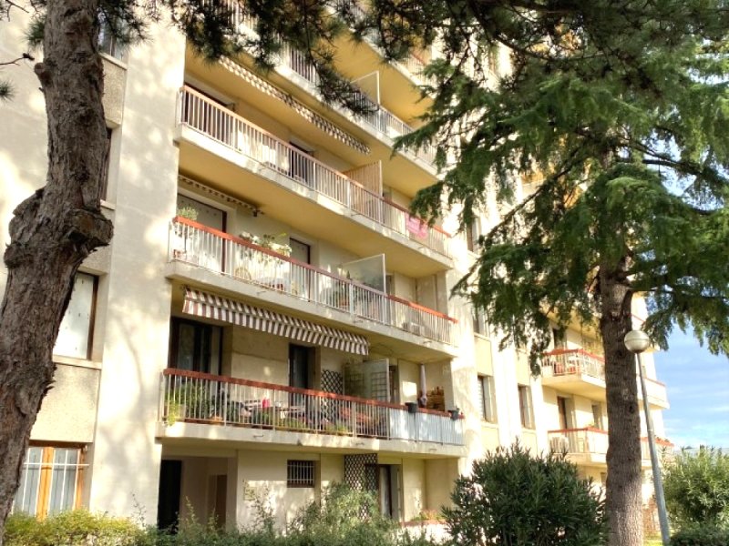 Appartement à Avignon (84000)