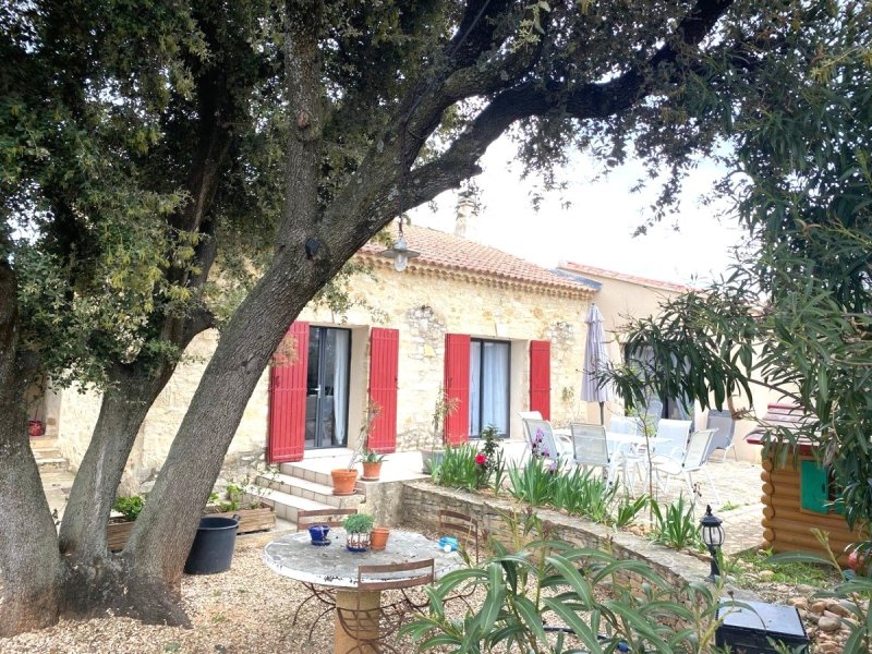 Maison à Bédarrides (84370)