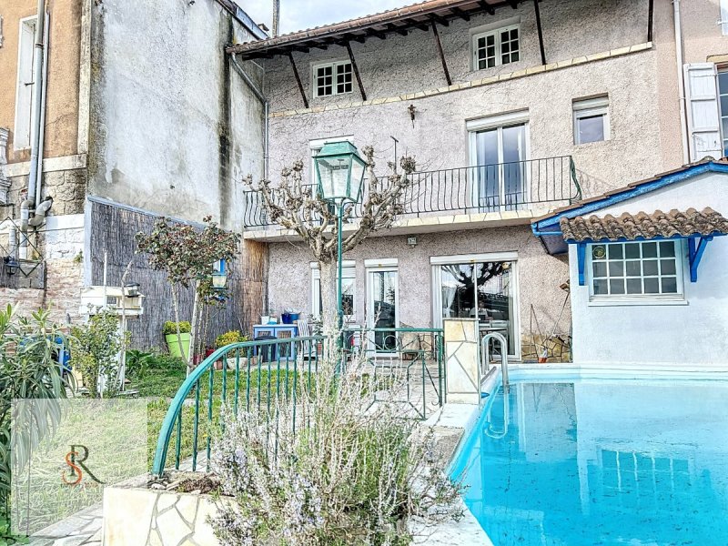 Maison à Lamagistère (82360)