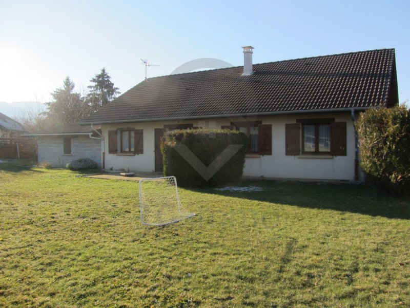 Maison à Saint-Pierre-En-Faucigny (74800)