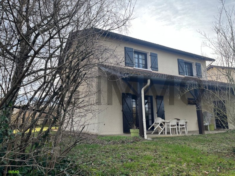 Maison à Marlieux (01240)