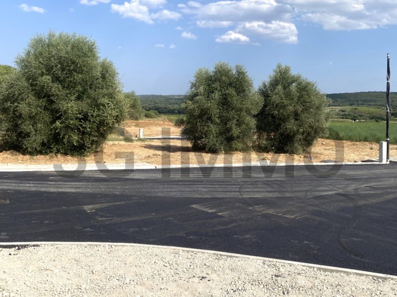 Terrain à Uzès (30700)