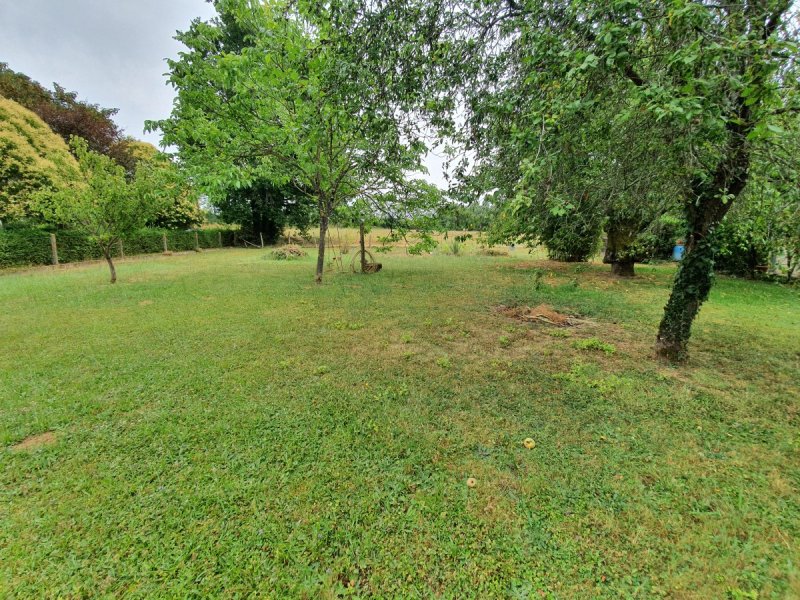 Terrain à Marssac-Sur-Tarn (81150)
