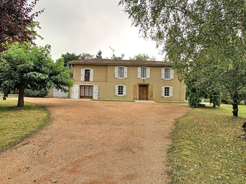 Maison à Masseube (32140)