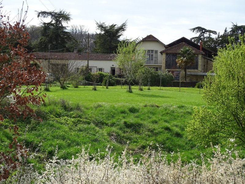 Maison à Vic-Fezensac (32190)