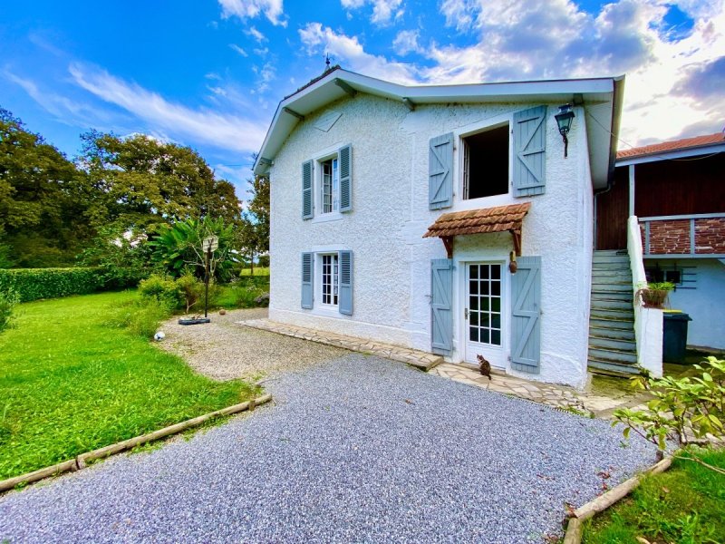 Maison à Monein (64360)