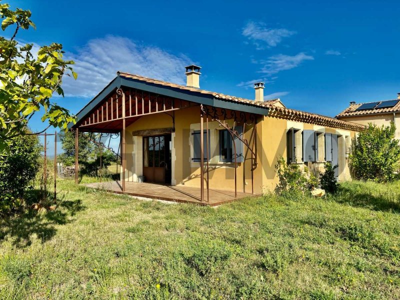 Immeuble à Uzès (30700)
