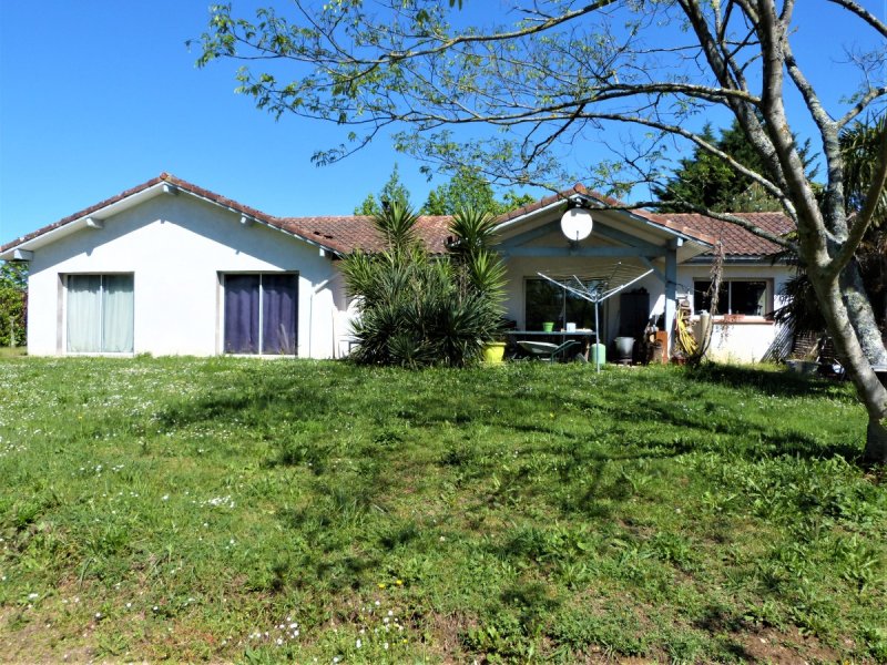 Maison à Labatut (40300)