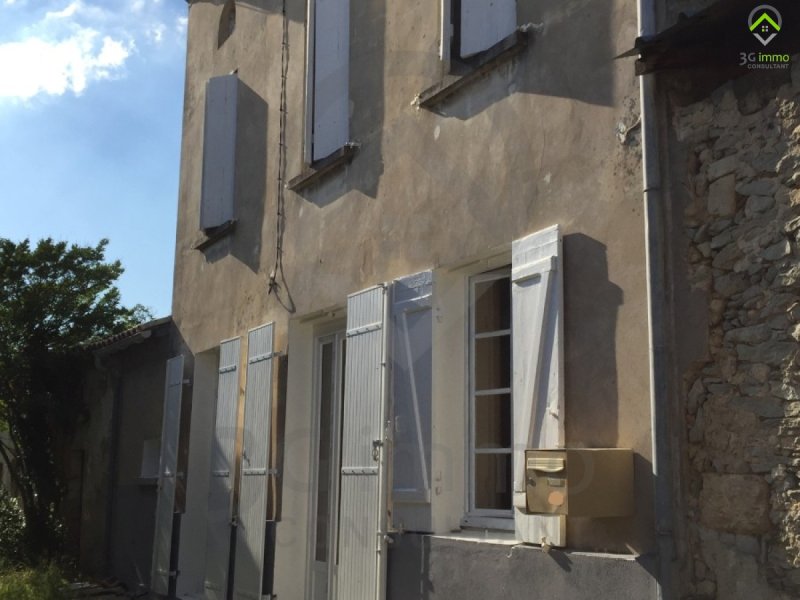 Maison à Saint-Savin (33920)