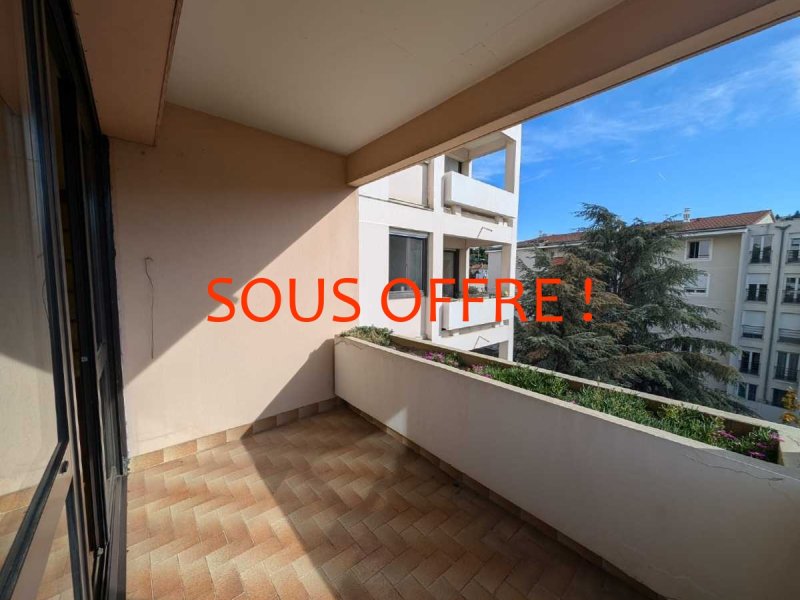 Appartement à Saint-Étienne (42100)