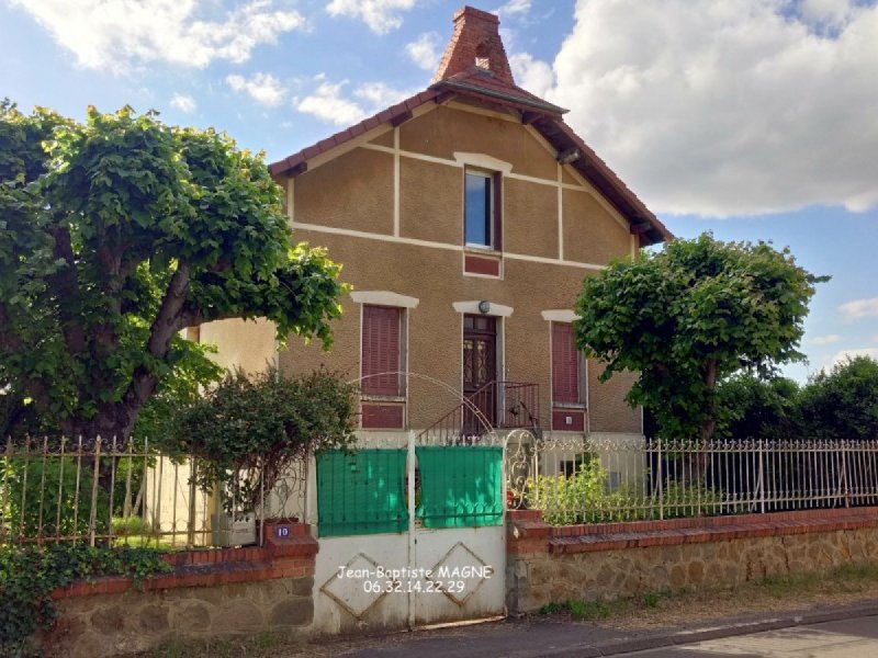Maison à Billom (63160)