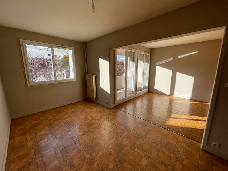 Appartement à Clermont-Ferrand (63100)