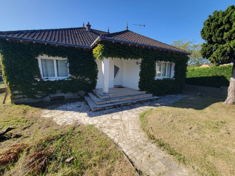 Maison à Les Ormes (86220)