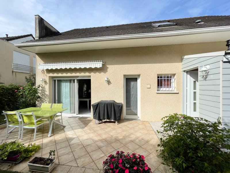 Maison à Pau (64000)