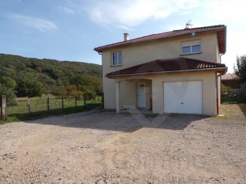 Maison à Saint-Martin-Du-Mont (01160)