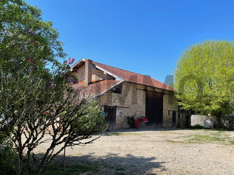 Maison à Chavannes-Sur-Reyssouze (01190)