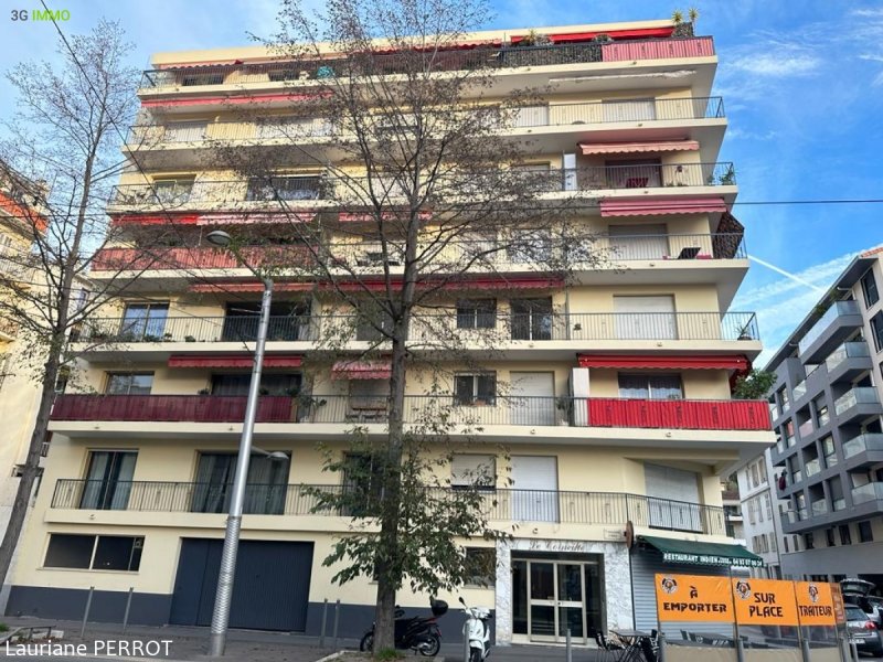 Appartement à Nice (06300)