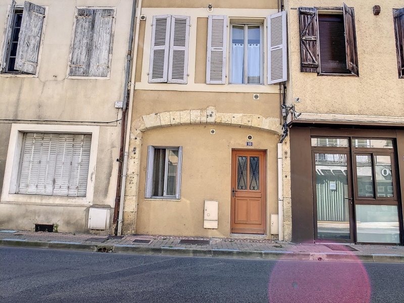 Immeuble à Mirande (32300)