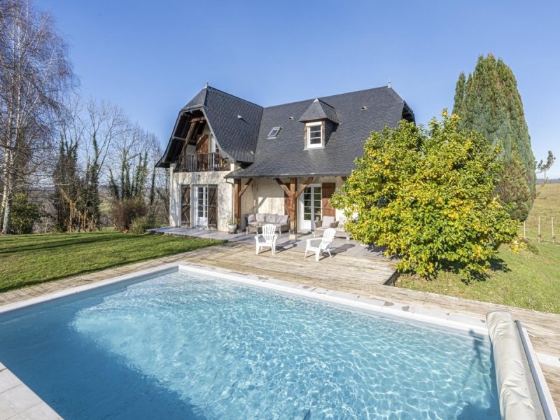 Maison à Lasseube (64290)