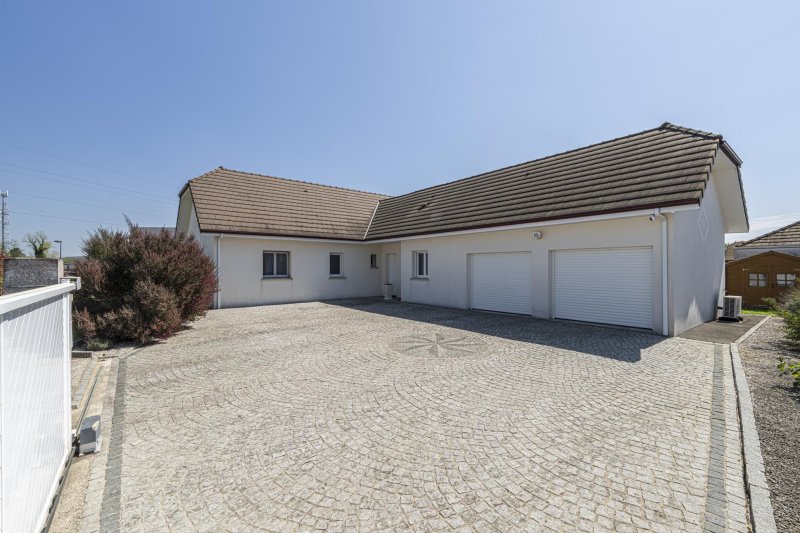 Maison à Os-Marsillon (64150)