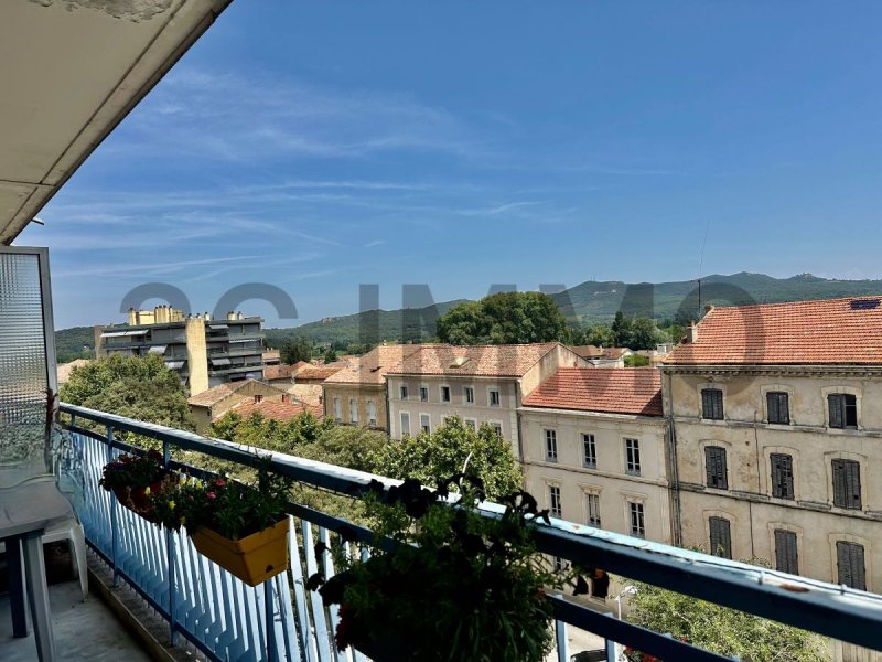 Appartement à Bagnols-Sur-Cèze (30200)