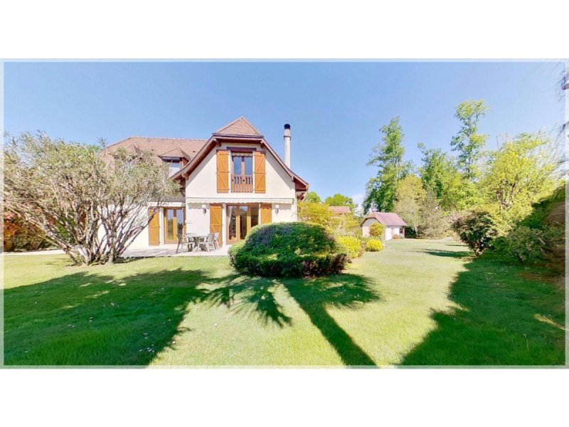 Maison à Lons (64140)
