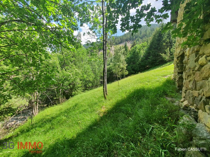 Terrain à Saint-Étienne-De-Tinée (06660)