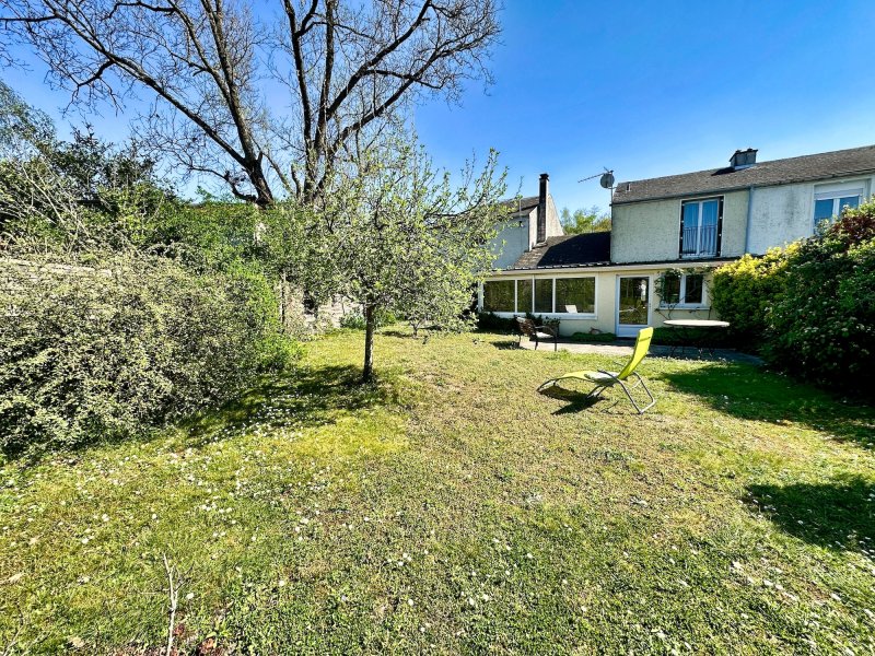 Maison à Saint-Pierre-Lès-Nemours (77140)