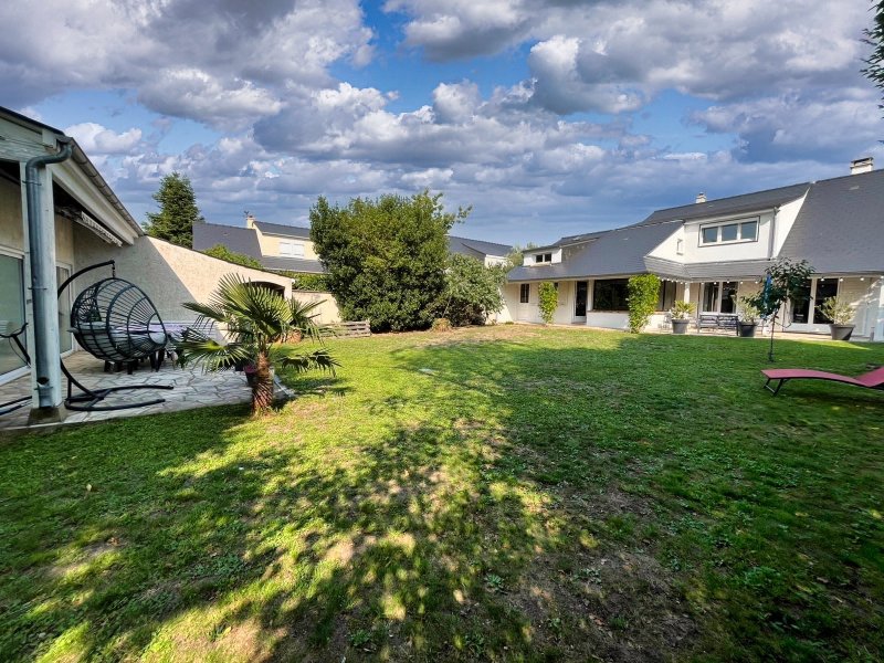 Maison à Montcourt-Fromonville (77140)