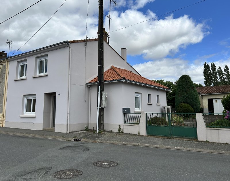 Maison à Sèvremoine (49710)