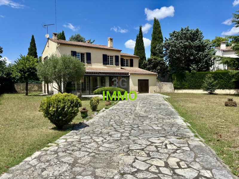 Maison à Uzès (30700)