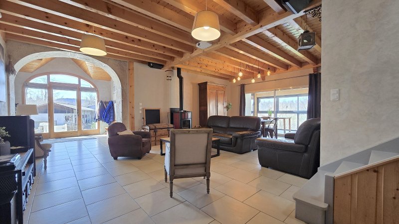 Maison à Viry (39360)